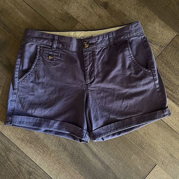 Dockers Purple Shorts. Size 8. - Picture 1 of 3